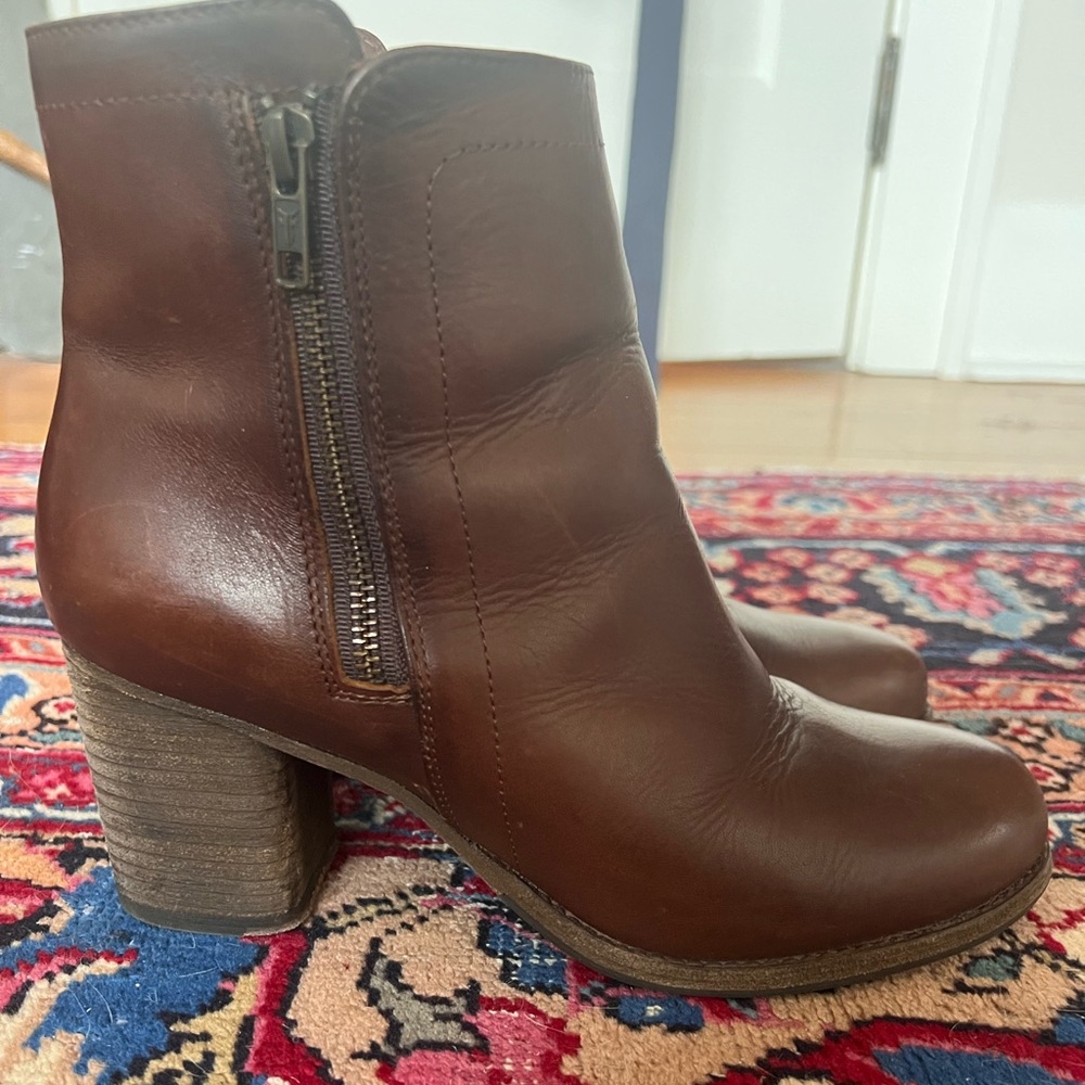 Frye Addie Double Zip Booties 9.5 - Picture 4 of 8